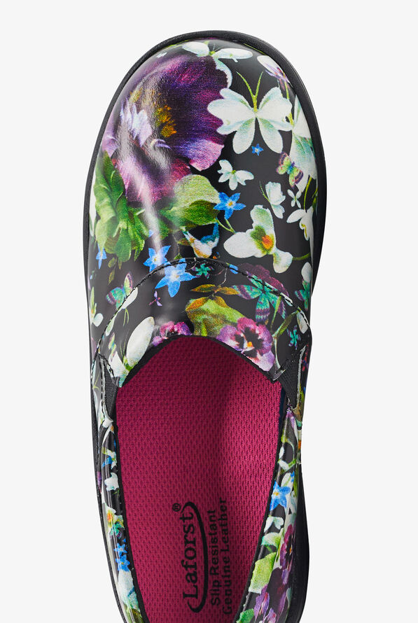 laforst nursing shoes