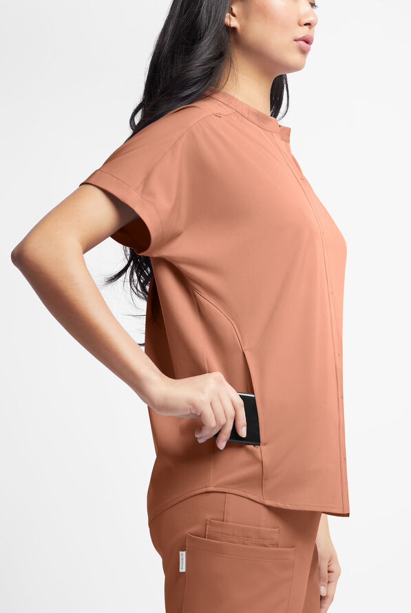 WhisperLite Women’s Aerin 3-Pocket Oversized Dolman Sleeve Scrub Top - Terracotta - 2