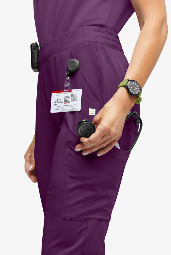 ReSurge Amber Women's Modern 7-Pocket Flat Front Slim Leg Jogger Scrub Pants - Petite - Eggplant - 2