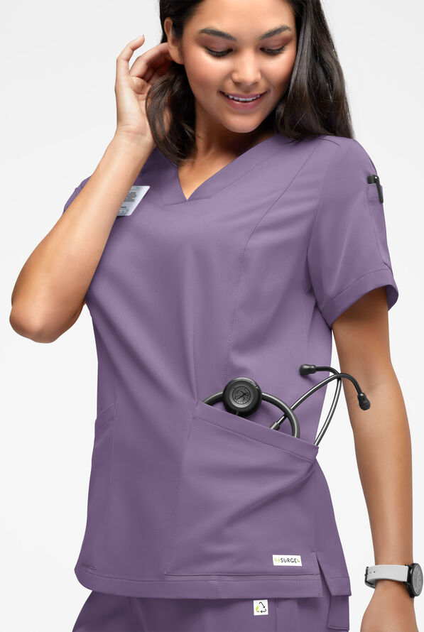 Blusa médica ReSurge Ruby con cuello en V y 5 bolsillos para mujer - Purple Dusk - 3