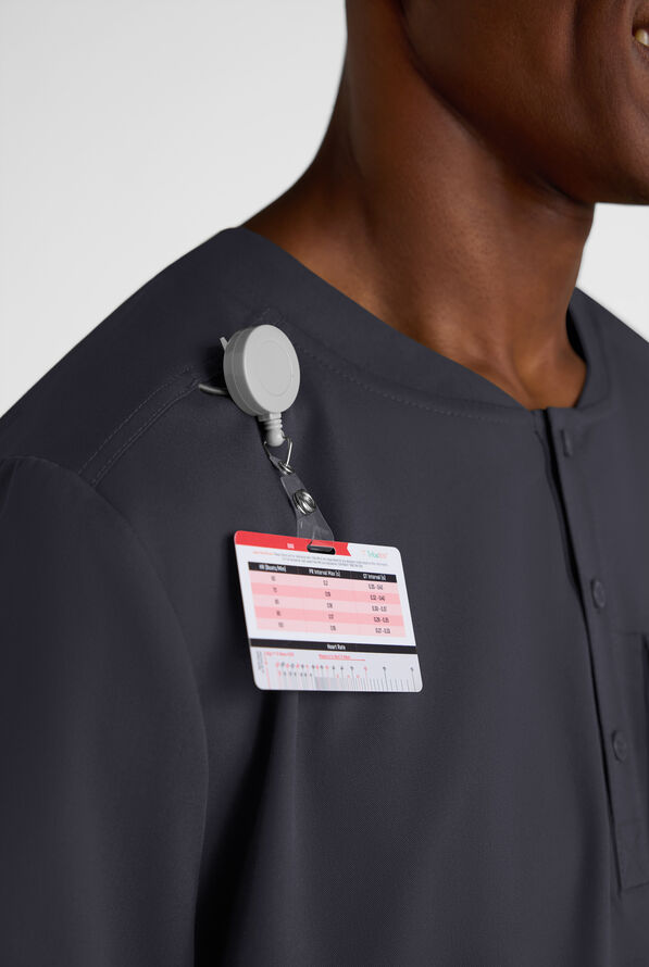 Camisa m&eacute;dica Grey's Anatomy&trade; by Barco Emerge Rhodes STRETCH estilo Henley con cuello redondo y 1 bolsillo para hombre - Steel Gray - 3