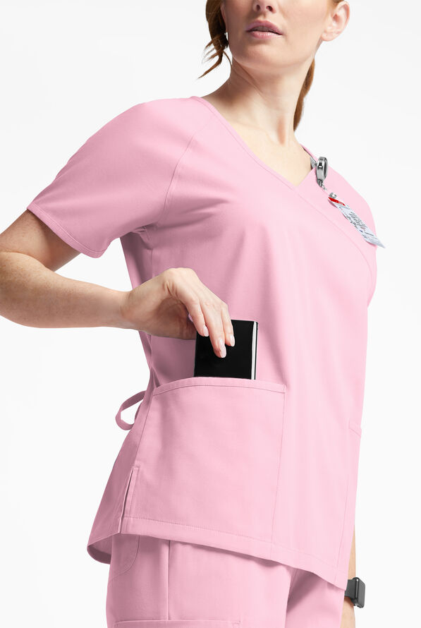 Blusa m&eacute;dica Butter-Soft Originals estilo cruzado con 3 bolsillos para mujer - Blush - 4