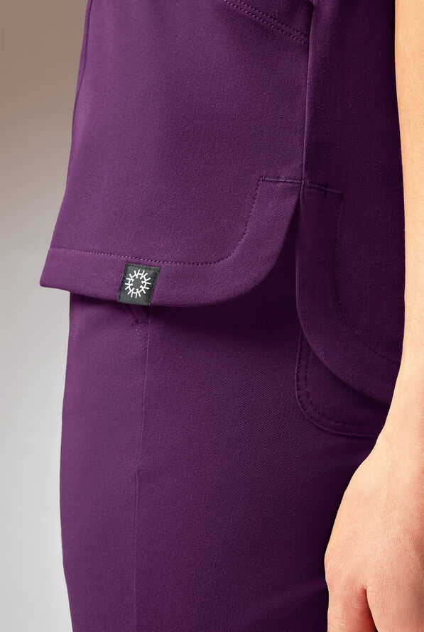 Hypothesis Meta-Base 2 Women&rsquo;s 2-Pocket V-Neck Scrub Top - Eggplant - 4