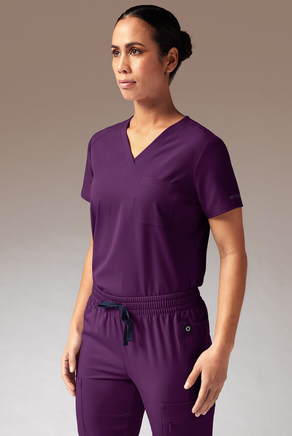 Hypothesis Meta-Base Women’s Single Pocket V-Neck Tuck In/Wear Out Scrub Top - Eggplant - 3