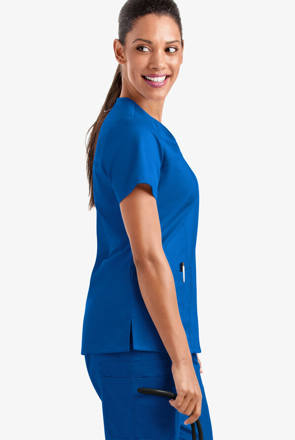 Blusa médica UA Butter-Soft STRETCH con escote corazón y 4 bolsillos para mujer - Royal - 4