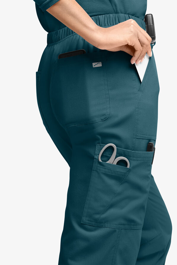 Pantalón médico Butter-Soft Originals de tiro medio estilo cargo con piernas rectas y 7 bolsillos para mujer - Caribbean Blue - 2