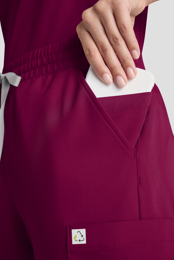Pantal&oacute;n m&eacute;dico ReSurge Topaz con cord&oacute;n ajustable y 11 bolsillos para mujer - Wine - 7