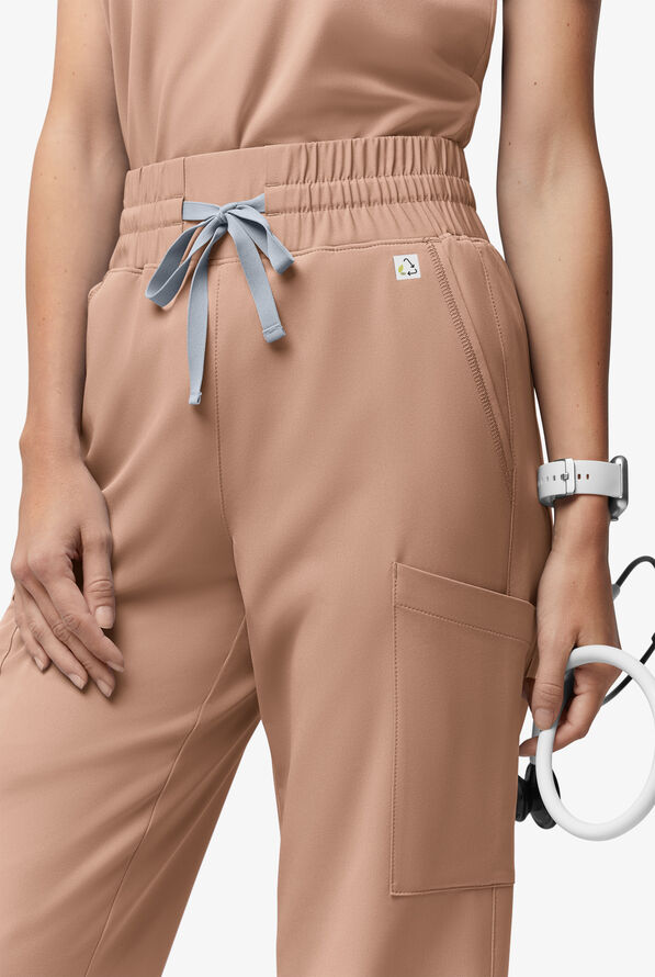 Pantal&oacute;n m&eacute;dico ReSurge Crystal Petite de tiro alto con piernas anchas y 7 bolsillos para mujer - Warm Terrazzo - 2