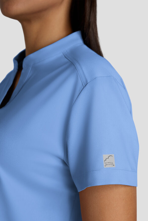 Blusa m&eacute;dica holgada Butter-Soft STRETCH FLXTEK estilo Henley con 2 bolsillos para mujer - Ceil Blue - 4