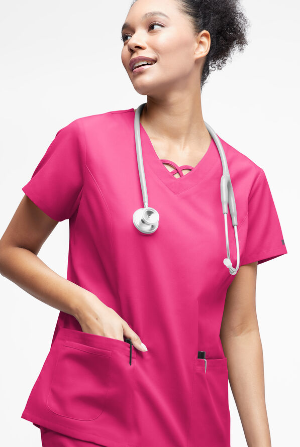 Blusa médica Butter-Soft Originals con cuello entrecruzado y 3 bolsillos para mujer - Fuchsia - 2