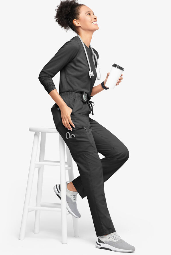 Butter-Soft Originals Women's 7-Pocket Mid Rise Straight Leg Cargo Scrub Pants - Petite - Black - 4