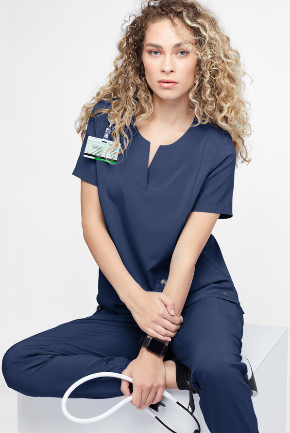 Blusa m&eacute;dica Easy STRETCH Chrisette de corte moderno con 4 bolsillos y escote femenino para mujer - Navy - 4
