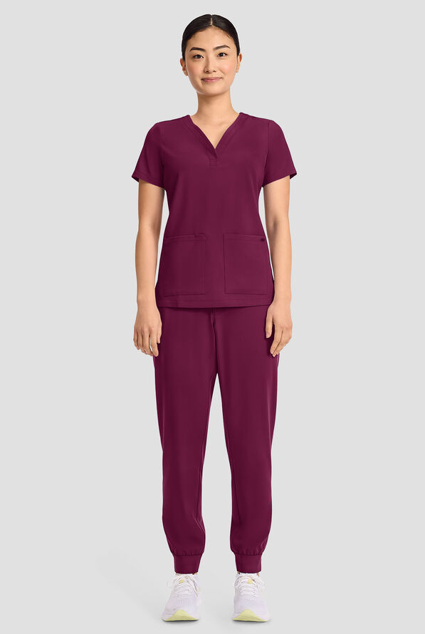 Blusa m&eacute;dica Healing Hands Quest Briana STRETCH con 3 bolsillos y cuello en Y para mujer - Wine - 5