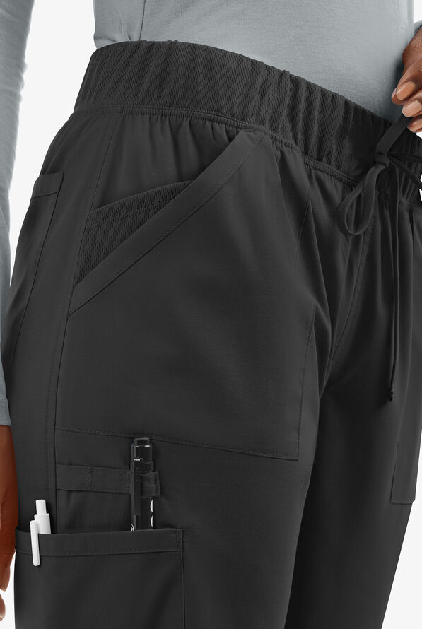 UA Exclusive Cherokee Workwear Professionals Active Women's 5-Pocket STRETCH Tapered Leg Scrub Pants - Petite - Black - 2