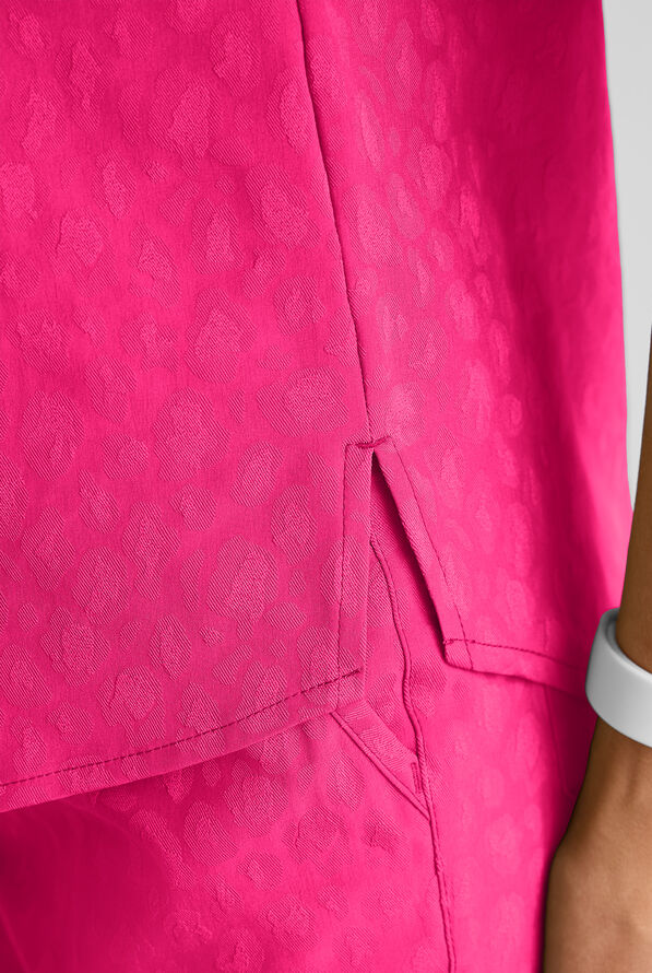 Easy STRETCH Bella Women's Jacquard 1-Pocket Henley Scrub Top - Reactive Pink - 3