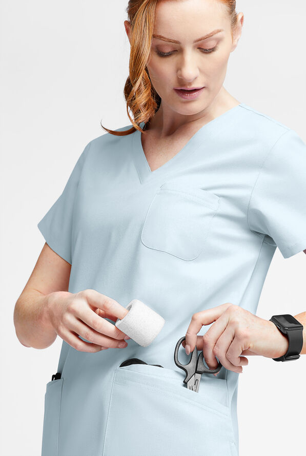 Butter-Soft Originals Women's 7-Pocket Curved V-Neck Scrub Top - Morning Dew - 4