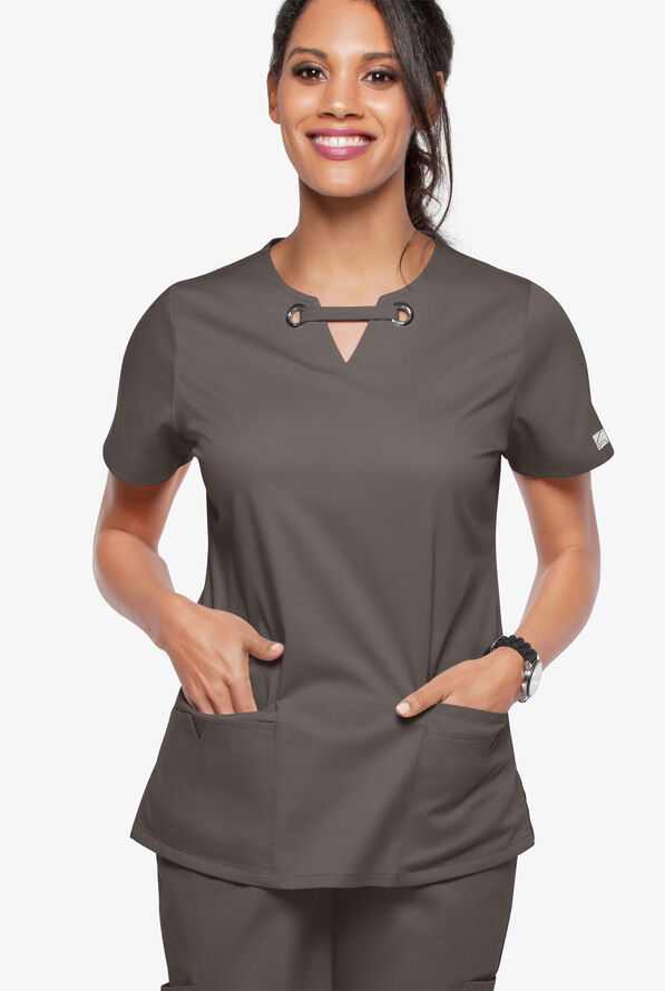 Blusa m&eacute;dica UA Butter-Soft STRETCH con ojales y 4 bolsillos para mujer - Cool Grey - 5