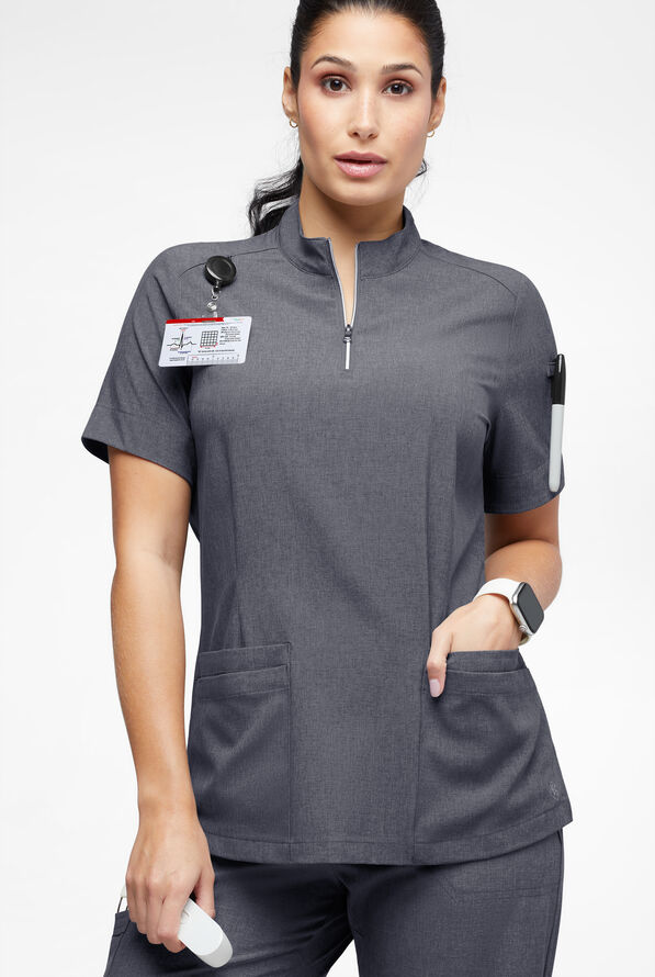 Blusa médica Easy STRETCH Jen con cremallera en el cuello y 4 bolsillos para mujer - Charcoal Heather - 2