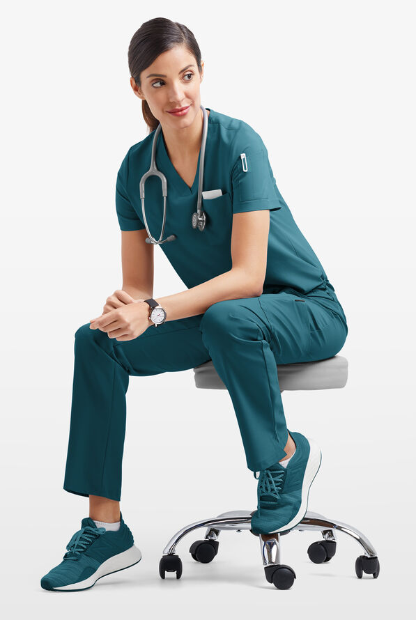 Conjunto de uniforme m&eacute;dico Tafford Active Stretch con 7 bolsillos para mujer - Caribbean Blue - 3