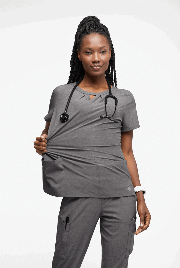 Blusa m&eacute;dica Easy STRETCH Salma con cuello ojo de cerradura y 3 bolsillos para mujer - Graphite Heather - 4