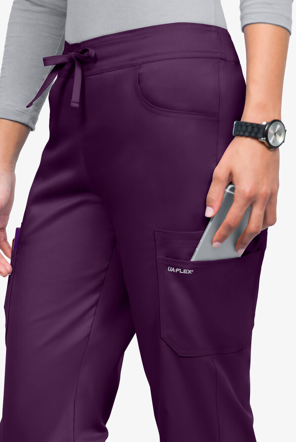 Pantalón médico UA Flex2 STRETCH petite estilo cargo con 7 bolsillos para mujer - Eggplant - 4
