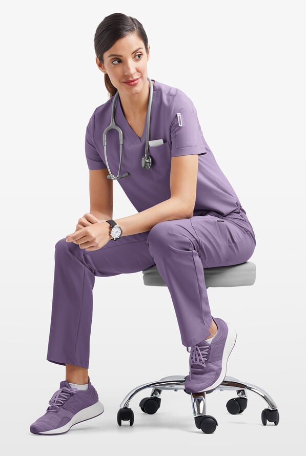 Easy STRETCH Chloe Women's 3-Pocket V-Neck Tuck-In Scrub Top - Purple Dusk - 6