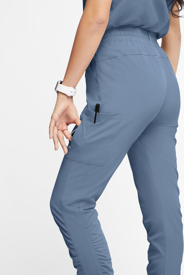 Pantalón médico WhisperLite Calla Petite estilo cargo con pierna fruncida y 6 bolsillos para mujer - Indigo Batik - 3