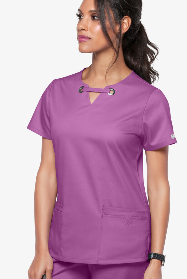 Blusa m&eacute;dica UA Butter-Soft STRETCH con ojales y 4 bolsillos para mujer - Orchid - 2