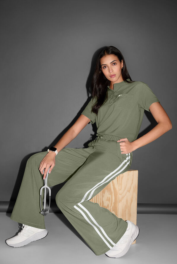 Easy STRETCH Women's Relaxed Fit Wide Leg Scrub Pant - Olive Leaf - 2