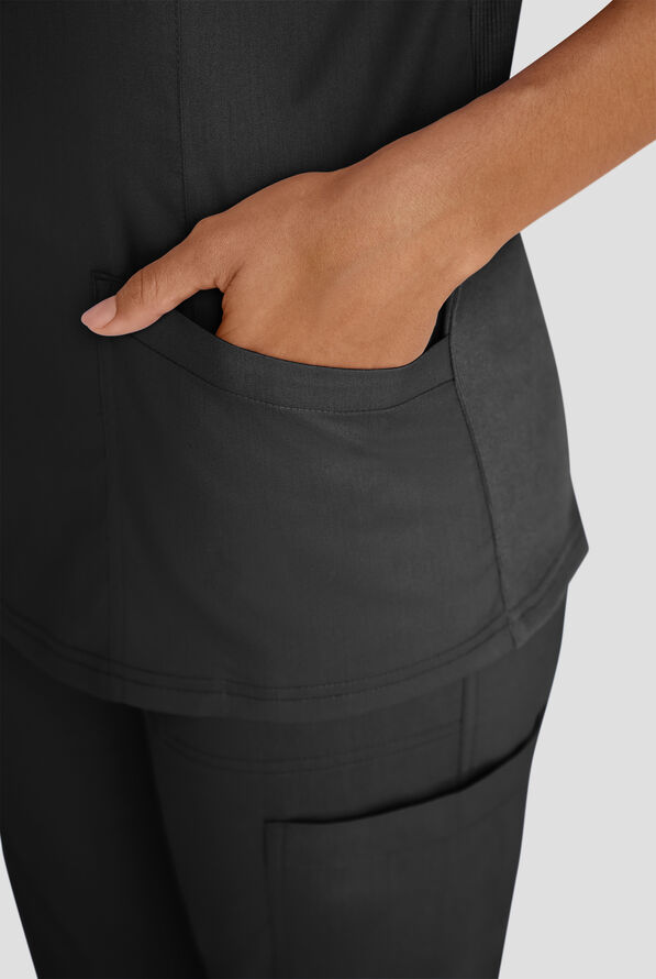 Butter-Soft STRETCH FLXTEK+ Women's 3-Pocket Crew Neck Scrub Top - Black - 8