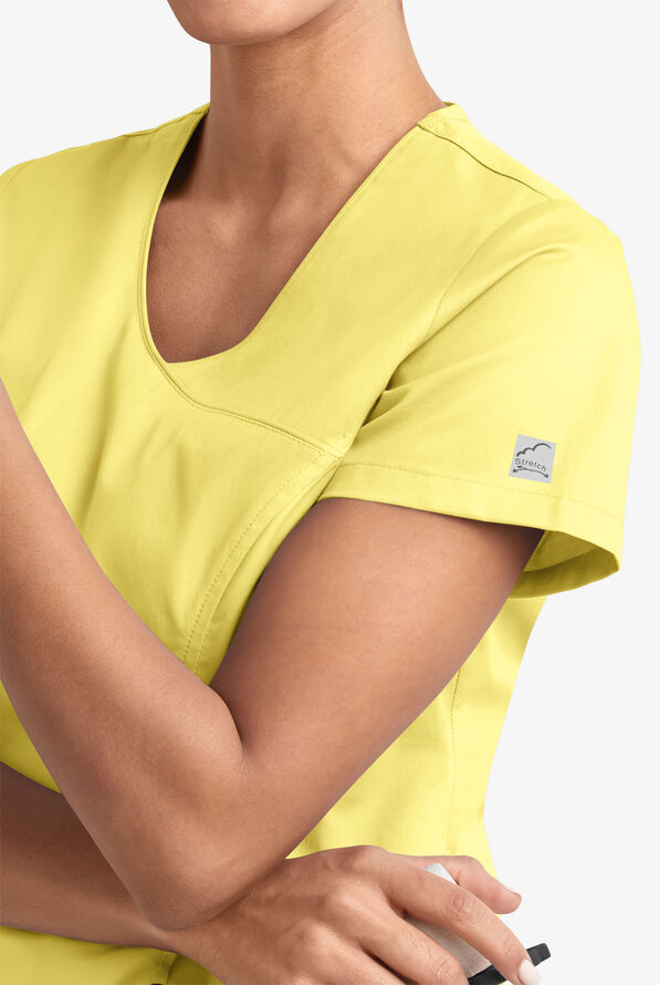 Blusa m&eacute;dica UA Butter-Soft STRETCH estilo cruzado con cuello en V y 3 bolsillos para mujer - Lemon Sherbet - 3