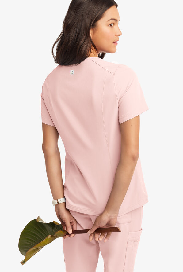 Blusa m&eacute;dica ReSurge by Butter-Soft con cuello en V y 6 bolsillos para mujer **Ligeramente IRREGULAR** - Sweet Pink - 3