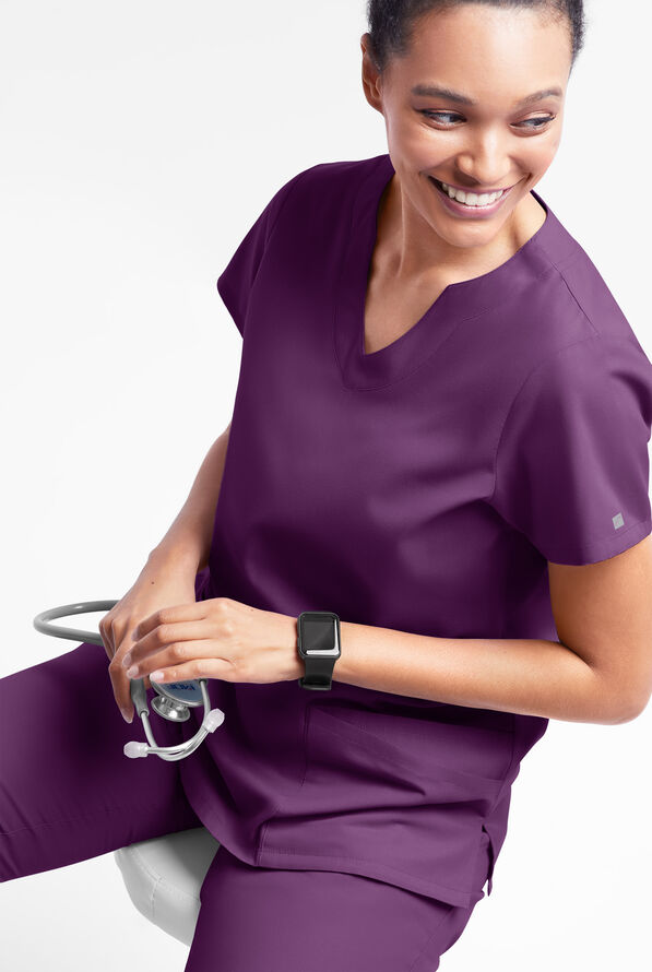 Butter-Soft Originals Women's 6-Pocket Scallop Neck Scrub Top - Eggplant - 4