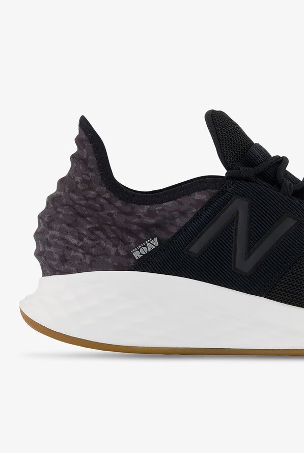New Balance Men's Fresh Foam Roav Black/Gray Athletic Shoe - null - 4