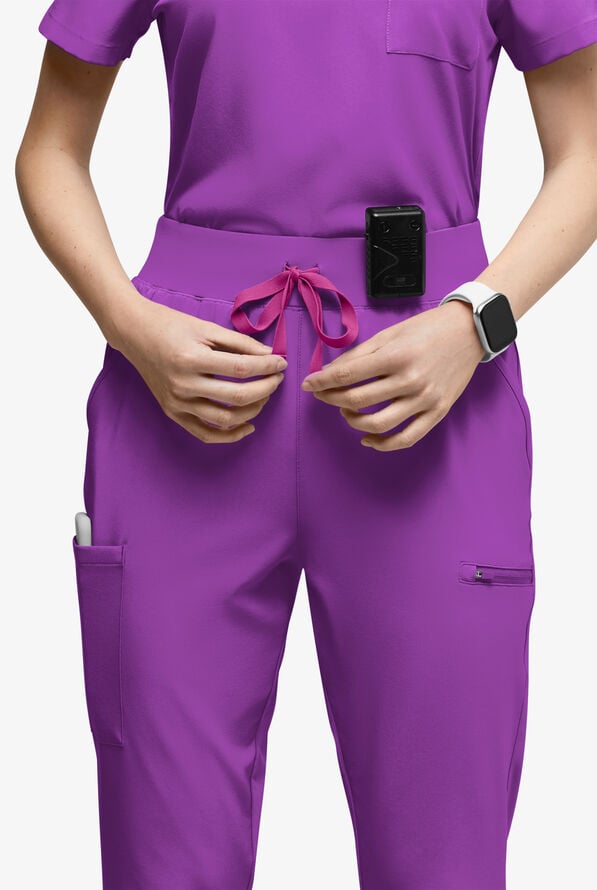 Pantal&oacute;n m&eacute;dico Easy STRETCH Olivia estilo jogger con 7 bolsillos para mujer - Fresh Purple - 3