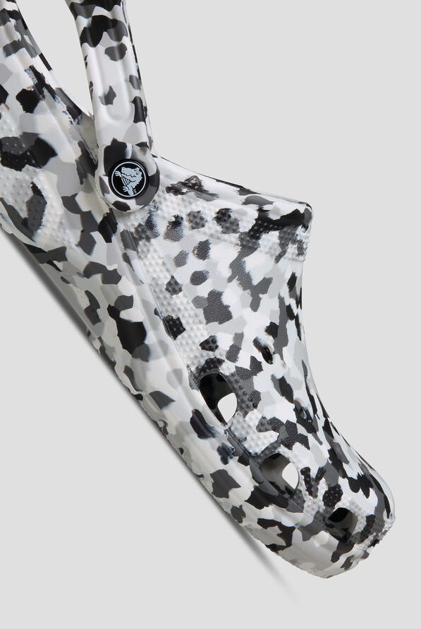 Crocs&trade; Unisex Black / White Classic Confetti Clog - null - 3