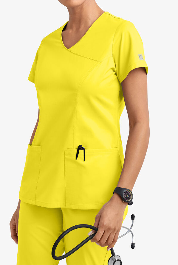 Blusa m&eacute;dica UA Butter-Soft STRETCH estilo cruzado con cuello en V y 3 bolsillos para mujer - Bright Daffodil - 2