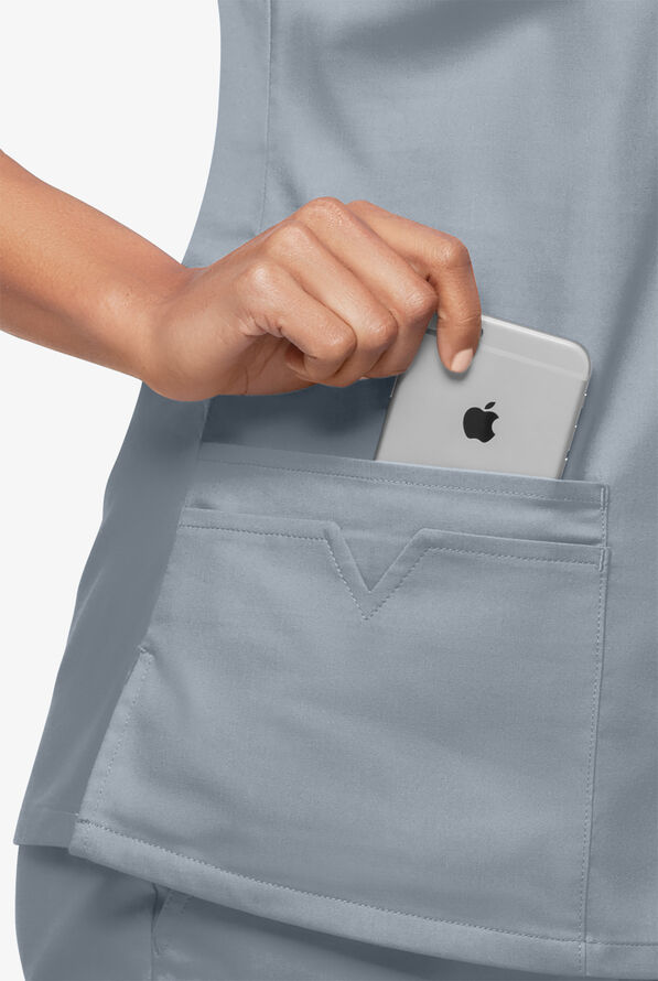 Blusa m&eacute;dica UA Butter-Soft STRETCH con ojales y 4 bolsillos para mujer - Silver - 6