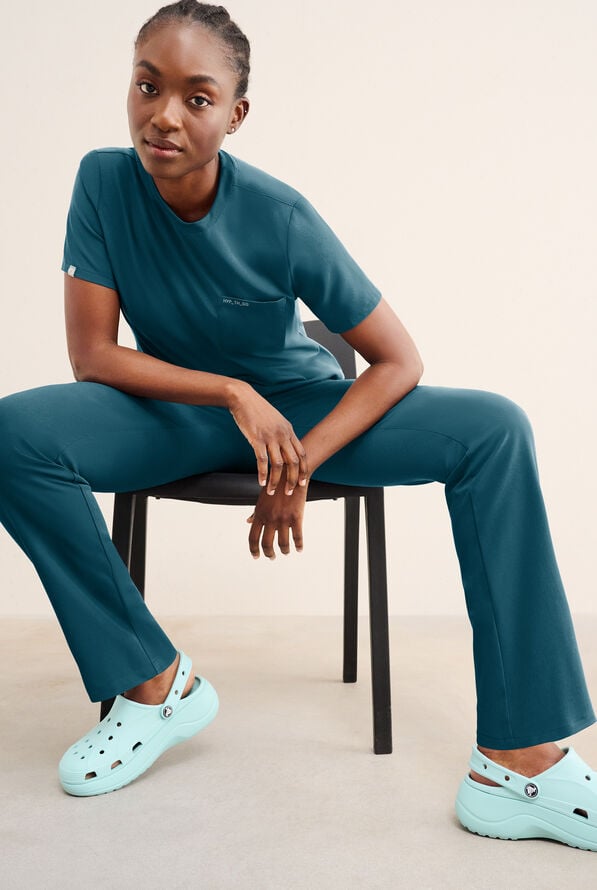 Hypothesis Women's Base 7-Pocket Straight Leg Cargo Scrub Pant - Turquoise - 7