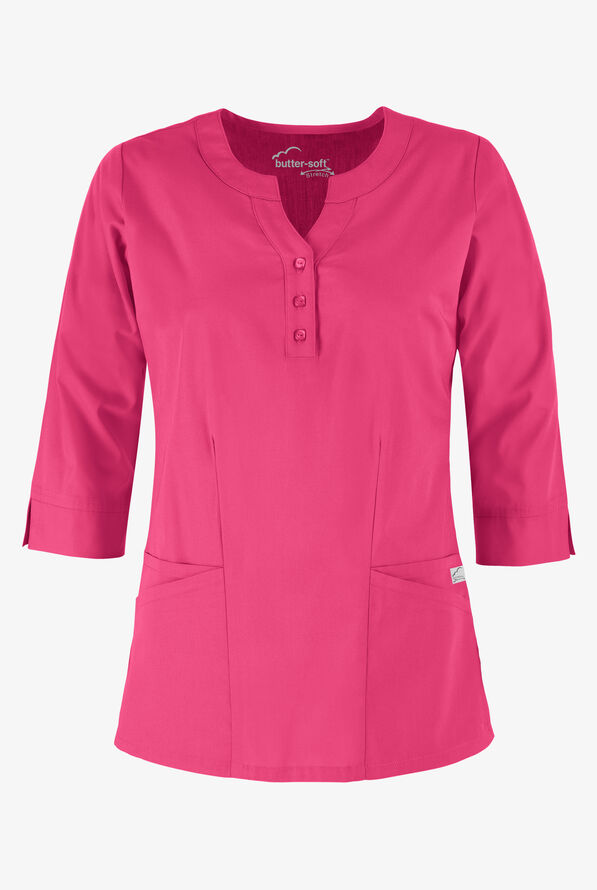 Blusa m&eacute;dica mangas 3/4 Butter-Soft STRETCH con cuello redondo y 4 bolsillos para mujer - Fuchsia - 1