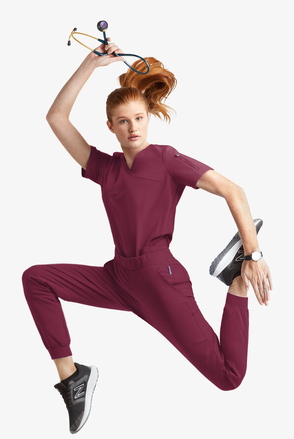 Blusa médica MOVEMENT by Butter-Soft Capella estilo cruzado con 5 bolsillos para mujer - Wine - 6