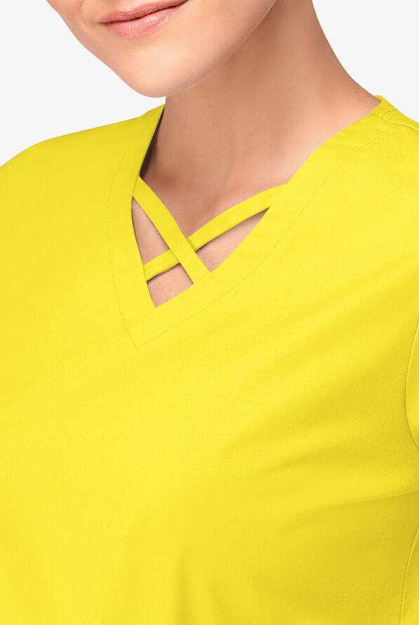 Blusa m&eacute;dica UA Butter-Soft STRETCH con lazos entrecruzados y 4 bolsillos para mujer - Bright Daffodil - 3