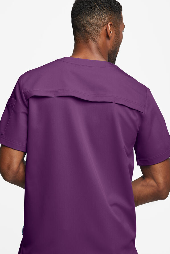 Camisa m&eacute;dica MOVEMENT by Butter-Soft Eclipse Henley con 3 bolsillos para hombre  - Eggplant - 3