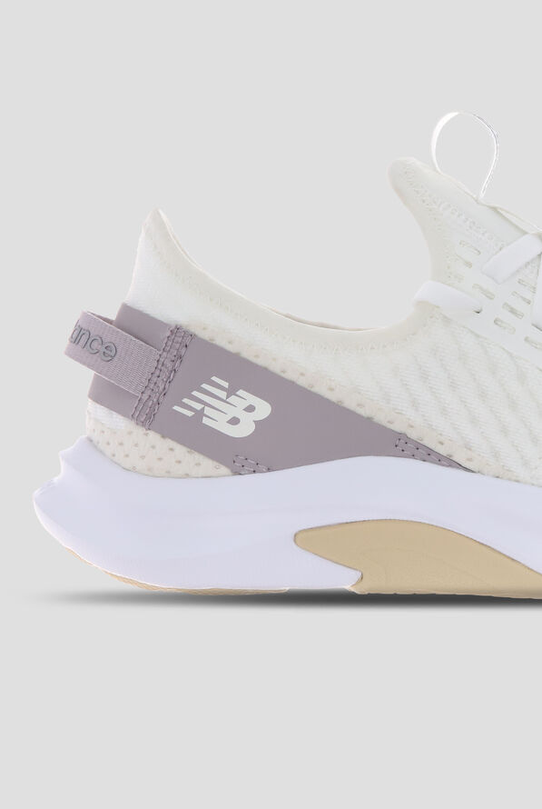 New Balance Women's DynaSoft Nergize Sport v2 Sea Salt / Linen Athletic Lace Up Shoes - null - 4