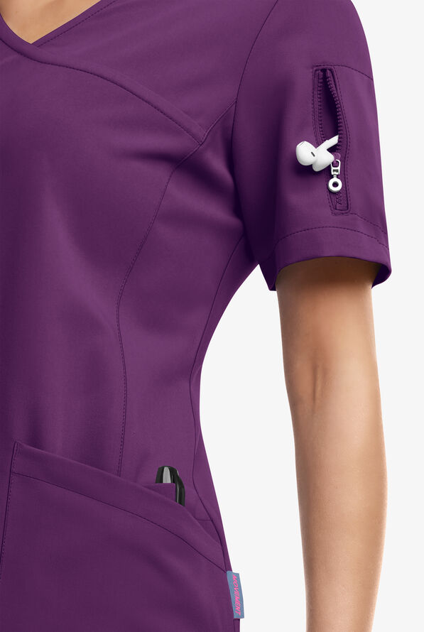 Blusa médica MOVEMENT by Butter-Soft Capella estilo cruzado con 5 bolsillos para mujer - Eggplant - 4