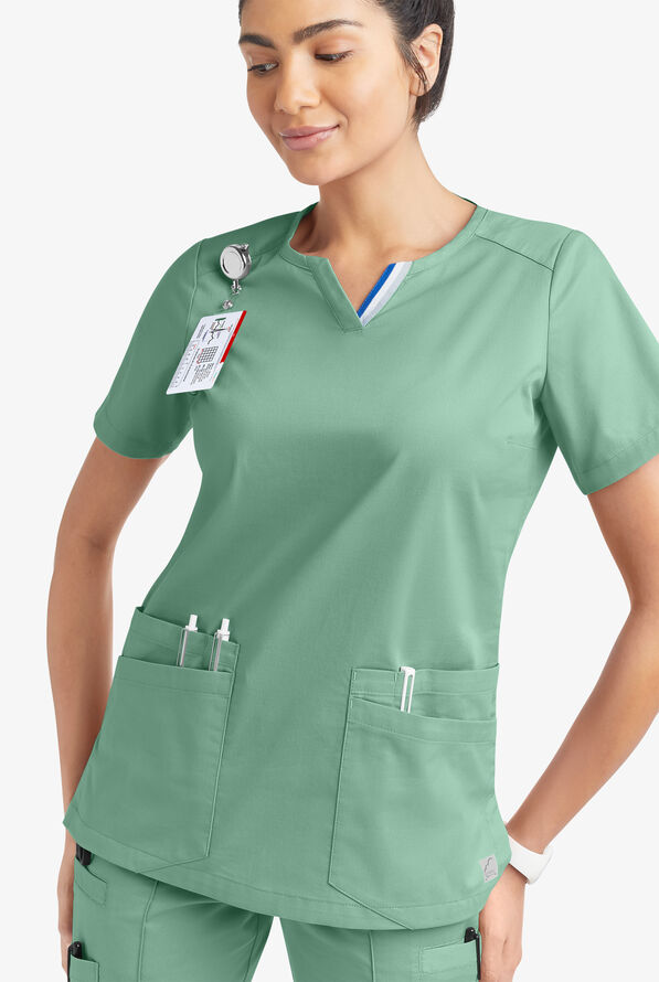 Blusa m&eacute;dica UA Butter-Soft STRETCH con tapeta con ribete deportivo y 6 bolsillos para mujer - Water Mint - 2