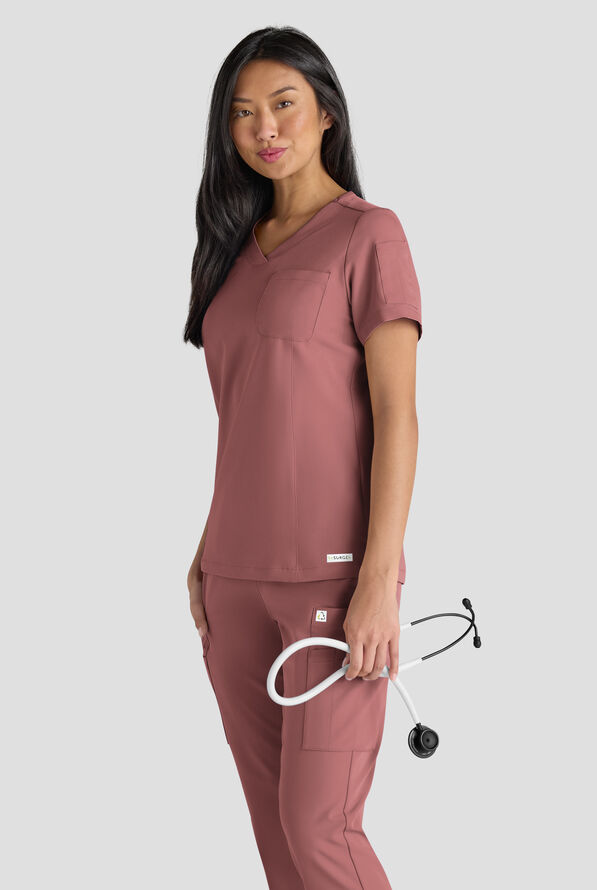 ReSurge Diamond Women's 3-Pocket V-Neck Tuck In / Wear Out Scrub Top - Soft Chestnut - 6