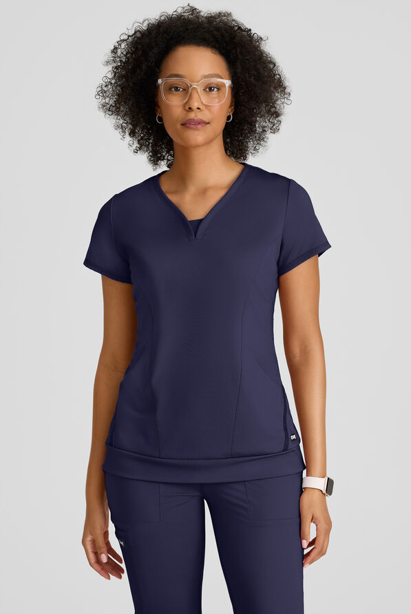 Blusa m&eacute;dica Grey's Anatomy by Barco Spandex Knit Motivate STRETCH con cuello en V y 2 bolsillos para mujer - Indigo - 2