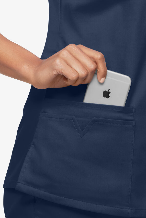 Blusa m&eacute;dica UA Butter-Soft STRETCH con ojales y 4 bolsillos para mujer - Navy - 6