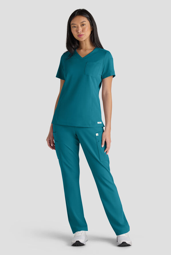 ReSurge Diamond Women's 3-Pocket V-Neck Tuck In / Wear Out Scrub Top - Caribbean Blue - 7